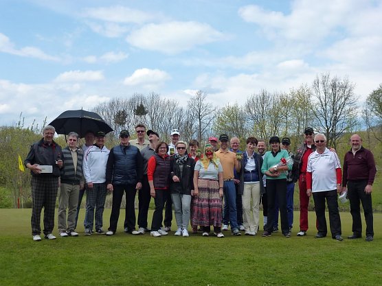 Ende April fand in Neustadt das 10. G&uuml;nter Papenburg AG � BT HBM NOBAS Golfturnier statt (Foto: Hans-Leopold Holzapfel)