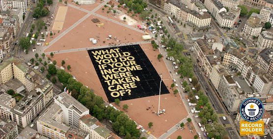 Gr&ouml;&szlig;tes Plakat der Welt (Foto: GUINNESS WORLD RECORDS)