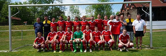 Neue Dresse für den SV Hohnstein (Foto: Sandra Witzel) Neue Dresse für den SV Hohnstein (Foto: Sandra Witzel)