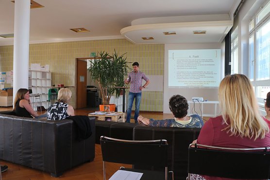 Phillip Buchheit befasste sich mit dem Seelenleben (Foto: Angelo Glashagel)