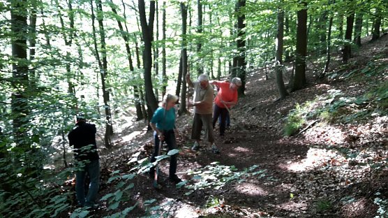 Arbeitseinsatz bei Neustadt (Foto: Fremdenverkehrsverein Neustadt) Arbeitseinsatz bei Neustadt (Foto: Fremdenverkehrsverein Neustadt)