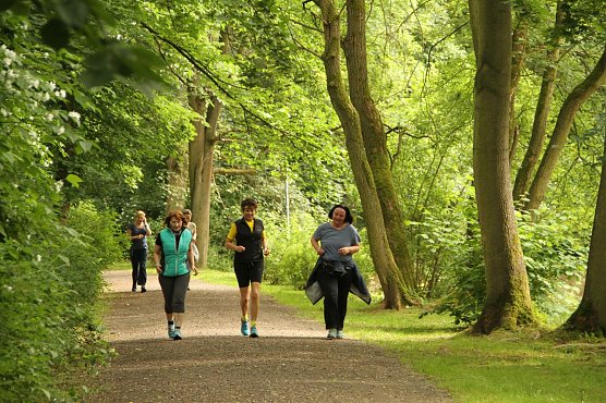 Am Anfang ist vor allem die Wirkung auf die Psyche deutlich: der Kopf wird frei, man schaltet leichter ab und die Stimmung verbessert sich (Foto: Angelo Glashagel)