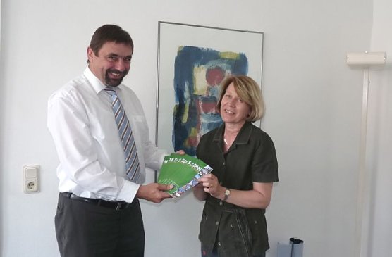 SEHN - Stadtspaziergänge (Foto: Karl-Heinz Herrmann) SEHN - Stadtspaziergänge (Foto: Karl-Heinz Herrmann)