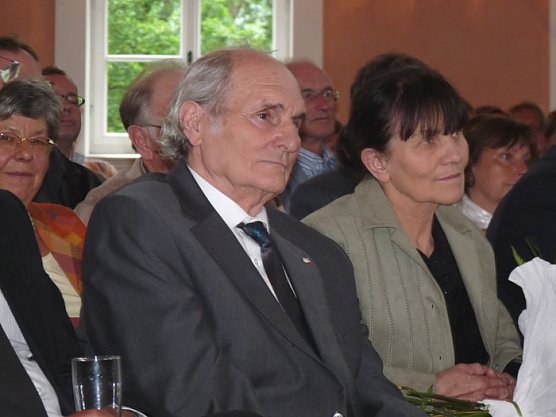 Vernissage Heinz Scharr (Foto: Karl-Heinz Herrmann) Vernissage Heinz Scharr (Foto: Karl-Heinz Herrmann)