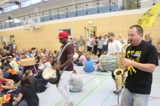 Musik, Bewegung, Kunst - "Instant Acts" an der Regelschule Heringen (Foto: Angelo Glashagel)