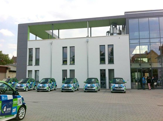 Nach drei Jahren Dienst� in der Genossenschaft zieht der WBG Vorstand ein &uuml;beraus positives Fazit aus dem Einsatz der Elektro-Fahrzeuge (Foto: Wohnungsbaugenossenschaft S&uuml;dharz )