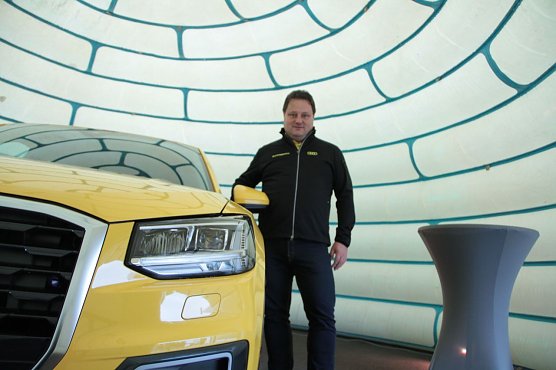 Die Zweitakter sind l&auml;ngst verschwunden - heute ist Michael Albertsmeyer von High-Tech umgeben (Foto: Angelo Glashagel)