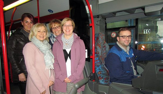 Erstes Treffen in der Bahn (Foto: M. Bachmann)