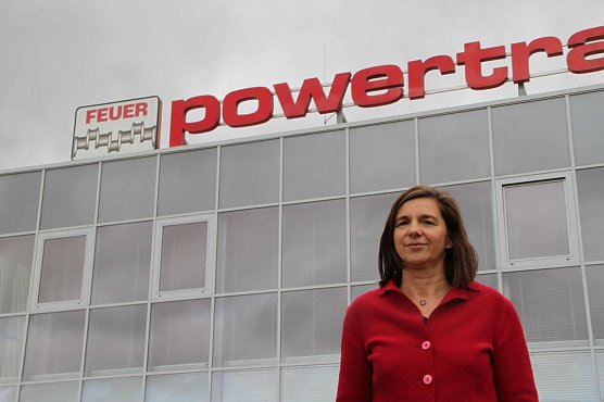 Die Bundesvorsitzende von B&uuml;ndnis '90/Die Gr&uuml;nen, Katrin G&ouml;ring-Eckardt, besuchte heute Feuer Powertrain (Foto: Angelo Glashagel)