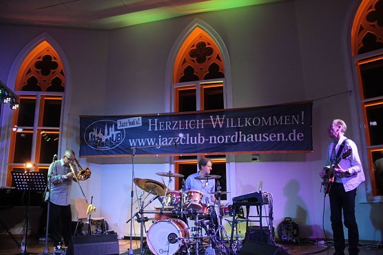 Xl-Target feat. Mr. Defunkt Joseph Bowie in der Cyriaci-Kapelle in Nordhausen (Foto: Angelo Glashagel)