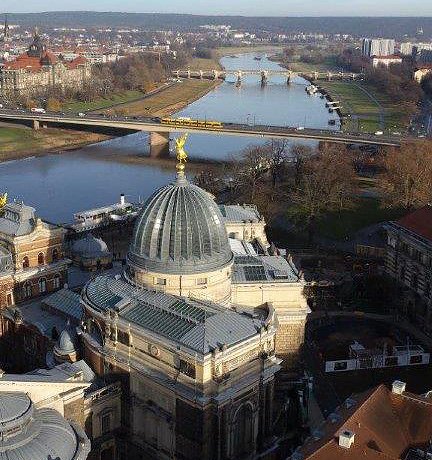 Zu Besuch in Dresden - Ehemalige Kinderg&auml;rtnerinnen auf Reise (Foto: Barbara Dietze)