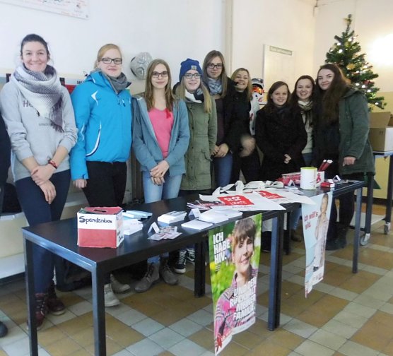 Sch&uuml;ler informierten sich &uuml;ber Stammzellenspende (Foto: Friedrich Schiller Gymnasium Bleicherode)