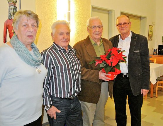 St&auml;dteparnter w&auml;hlten neuen Vorstand (Foto: Manfred Jakob)