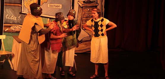 Krippenspiel mit Olaf Schubert (Foto: Angelo Glashagel) Krippenspiel mit Olaf Schubert (Foto: Angelo Glashagel)