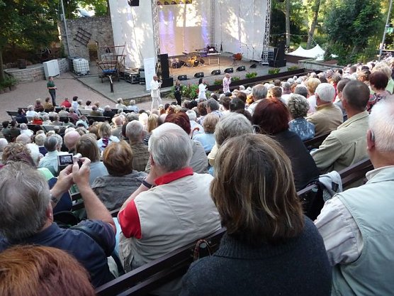 Die Bergbühne in Fischbach (Foto: nnz) Die Bergbühne in Fischbach (Foto: nnz)