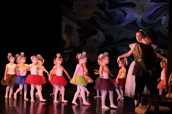 Alle sollen sich auf der B&uuml;hne pr&auml;sentieren k&ouml;nnen - die kleinen wie die gro&szlig;en (Foto: Angelo Glashagel)