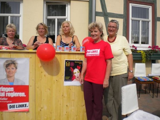linke frauen (Foto: linke) linke frauen (Foto: linke)