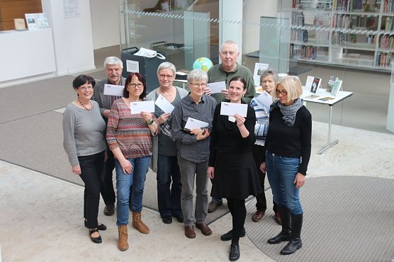Anerkennung für ehrenamtliche Deutschlehrer (Foto: Patrick Grabe, Pressestelle Stadt Nordhausen) Anerkennung für ehrenamtliche Deutschlehrer (Foto: Patrick Grabe, Pressestelle Stadt Nordhausen)