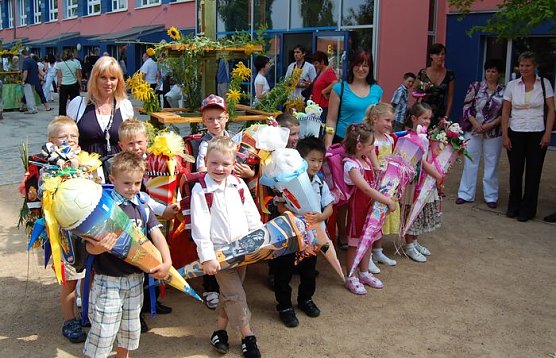 ABC-Schützen begrüßt (Foto: privat) ABC-Schützen begrüßt (Foto: privat)