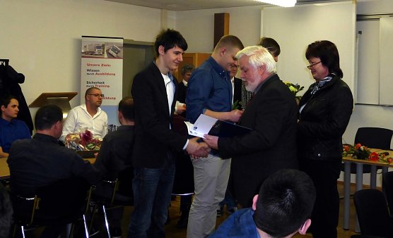 Ausbildung erfolgreich beendet (Foto: BBZ)