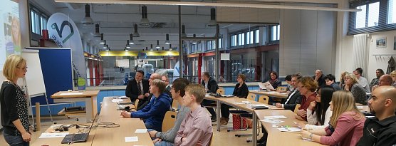 Gr&uuml;ndung der Sch&uuml;lerakademie (Foto: nnz)