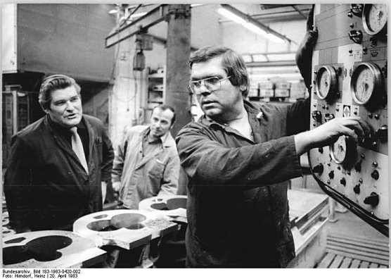 Neuererbewegung (Foto: Bundesarchiv)