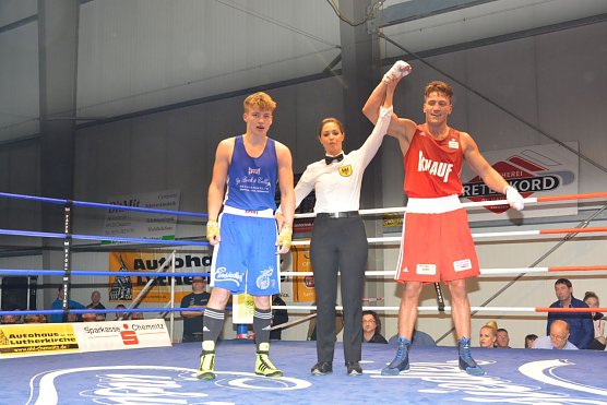 NSV-Deb&uuml;tant Branimir Malencia f&uuml;hrte mit seinem Sieg im Halbschwergewicht die Nordh&auml;user auf die Siegerstra&szlig;e (Foto: Ulrich Friebel)