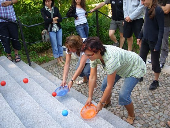 Bälle fangen (Foto: JSW) Bälle fangen (Foto: JSW)