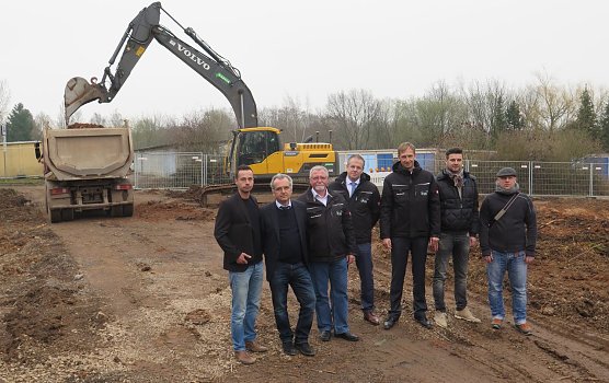 Baufeld&uuml;bergabe (Foto: WBG)