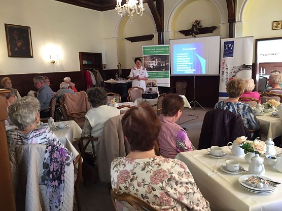 Osteoporose und richtige Ern&auml;hrung - Vortrag in der Neanderklinik (Foto: Martina R&ouml;der)