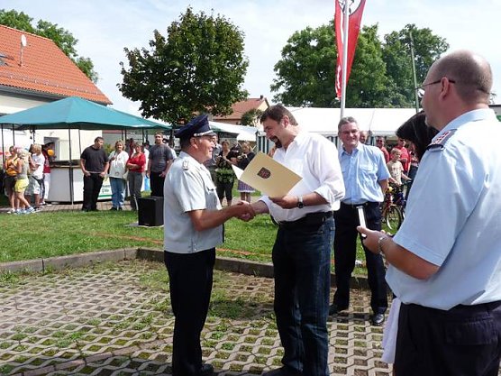 Feuerwehrfest Jecha (Foto: Karl-Heinz Herrmann) Feuerwehrfest Jecha (Foto: Karl-Heinz Herrmann)
