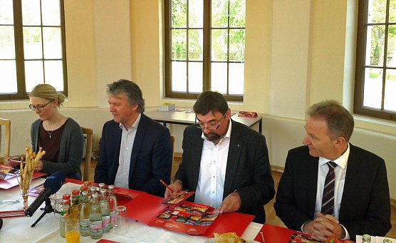 Oper, Familienoper und Gala-Abende erwarten das Publikum (Foto: Birgit Susemihl)