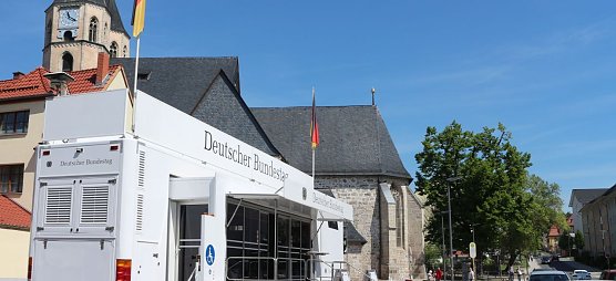 Bundestagsmobil zu Gast in Nordhausen (Foto: Angelo Glashagel)
