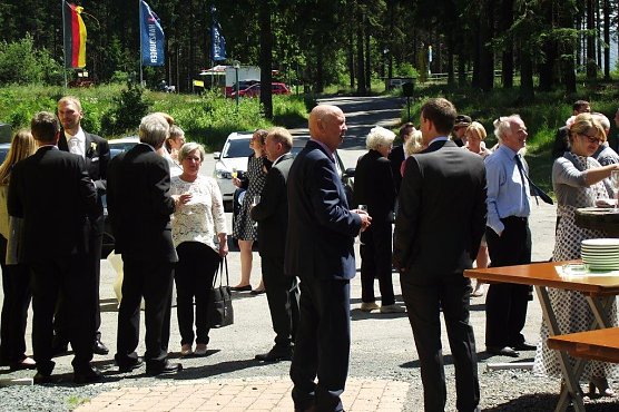 Hochzeitsgesellschaft (Foto: Kurt Frank)