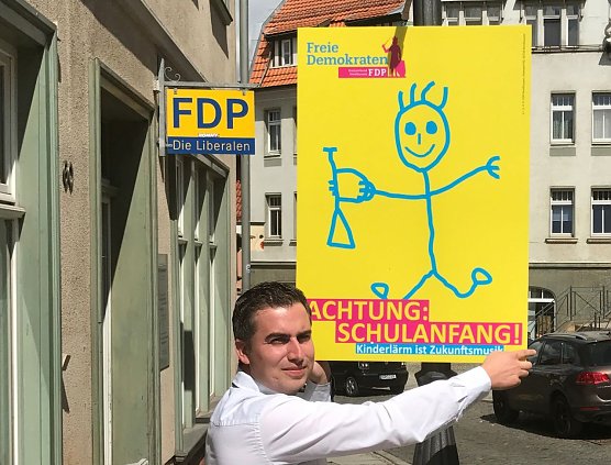 "Kinderl&auml;rm ist Zukunftsmusik" - FDP Nordhausen startet Plakataktion (Foto: Stadtratsfraktion FDP/F&uuml;r Nordhausen)