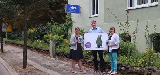 v.l.: Beate Walzer, Gerhard T&ouml;lle und Kornelia H&ouml;kelmann stellten heute das Herbstprogramm der Nordh&auml;user Volkshochschule vor (Foto: Angelo Glashagel)