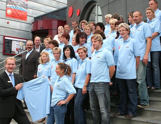 Ab ins Wasser (Foto: Piper/pln) Ab ins Wasser (Foto: Piper/pln)