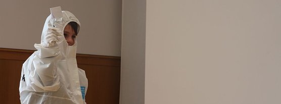 Spurensicherung in der Stadtbibliothek (Foto: Angelo Glashagel)