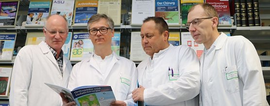Das Team des osteologischen Schwerpunktzentrums v.l.n.r.: Dr.med. M.Brucke, Dr.med. K.Letzel, Dr.med. M.Meyer, Dr.med.A.Wagner (Foto: S&uuml;dharz Klinikum Nordhausen gGmbH)