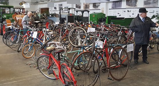 Jede Menge R&auml;der (Foto: nnz)