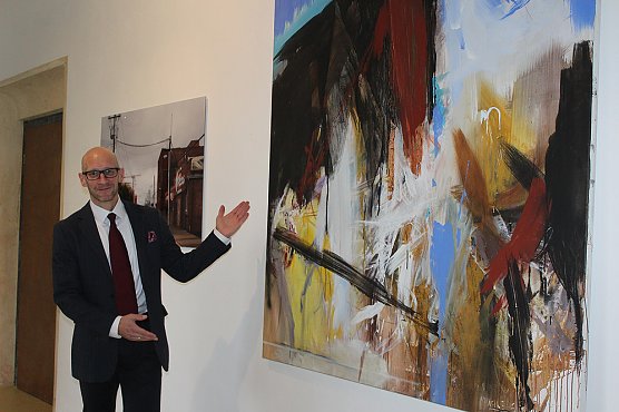 Sylvester Mackensen er&ouml;ffnet Kunsthaus (Foto: Karl-Heinz Herrmann)