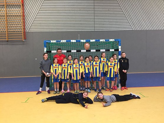 Die Handballhexen weiter auf Erfolgskurs (Foto: Jens Friedrichs)