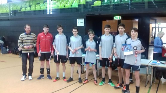 Bronze beim Volleyball-Landesfinale für Herder Gymnasium (Foto: Werner Hütcher) Bronze beim Volleyball-Landesfinale für Herder Gymnasium (Foto: Werner Hütcher)