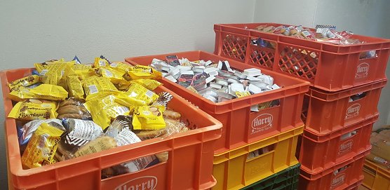 Die Kisten sind gut gef&uuml;llt (Foto: nnz)