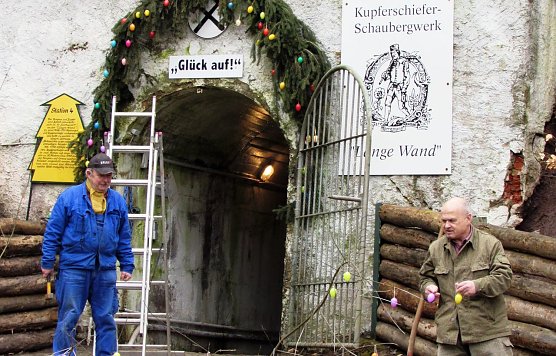 Vorbereitungen f&uuml;r "Ostern unter Tage" (Foto: L. Schubert)