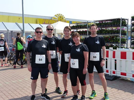 Andrea Klopfer, Johannes D&ouml;ring, Stefan Kronberger, Steffen Nebelung und Andreas Wiegan gingen an den Start und wurden mit dem 3.Platz belohnt. (Foto: Ingrid Krug)