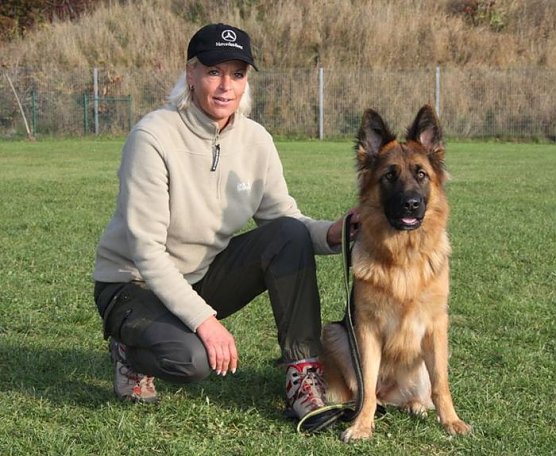 Gebellt und geprüft (Foto: H. Kühn) Gebellt und geprüft (Foto: H. Kühn)