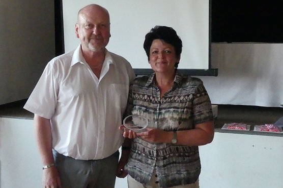 F&uuml;r ihr langj&auml;hriges ehrenamtliches Engagement in der Nordh&auml;user Sportjugend wurde auf dem letzten Kreisjugendtag Angela Gorges geehrt. (Foto: Kreissportbund Nordhausen)