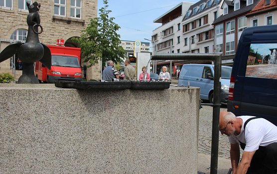 Brunnen am Rathaus pl&auml;tschert wieder (Foto: Pressestelle Stadt Nordhausen)