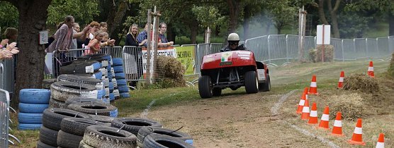 Qualmende Reifen und jede Menge Spa&szlig; (Foto: C. Wilhelm)